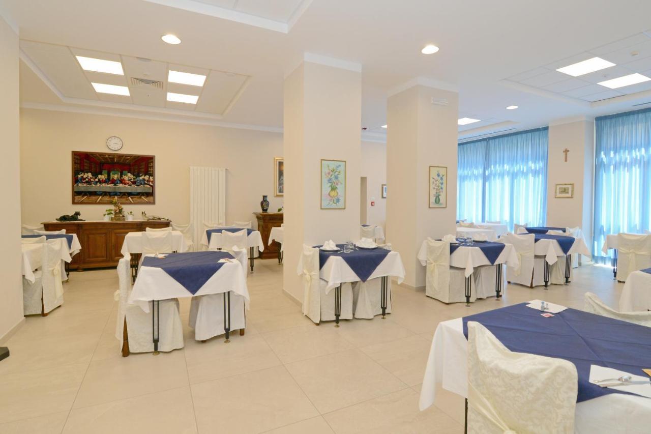 ラクイラ Casa Ospitalita San Giuseppe Bed & Breakfast エクステリア 写真